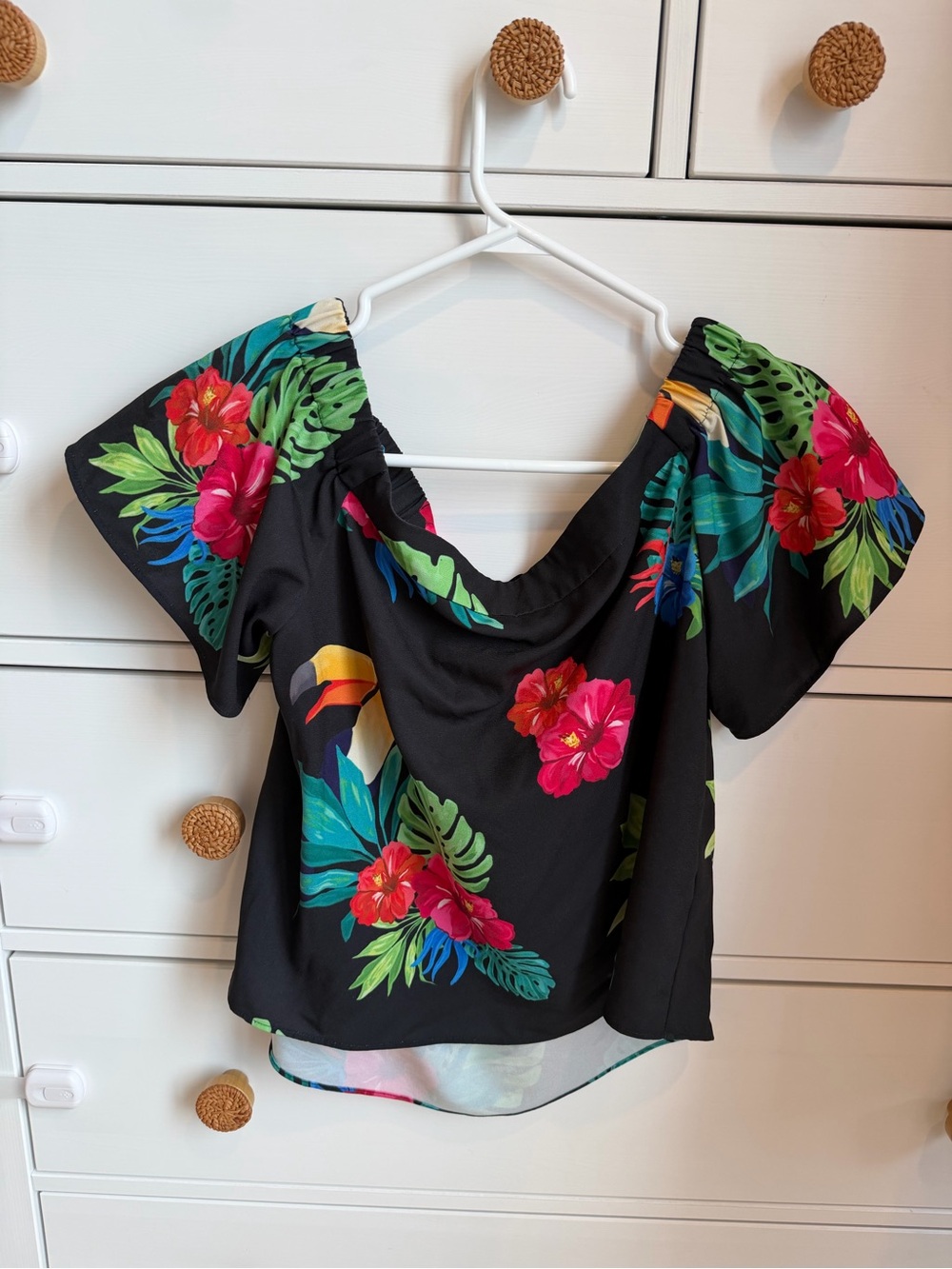 MEDIUM Floral Off-Shoulder Women’s Top in Black with Tropical Print